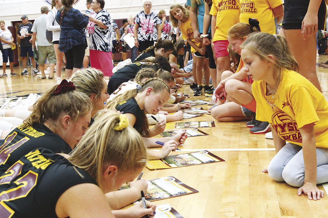 AUTOGRAPHS!